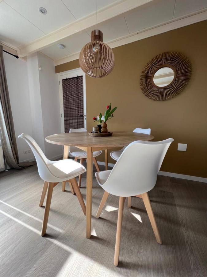 Mid83 Bed & Breakfast Woudsend Екстериор снимка