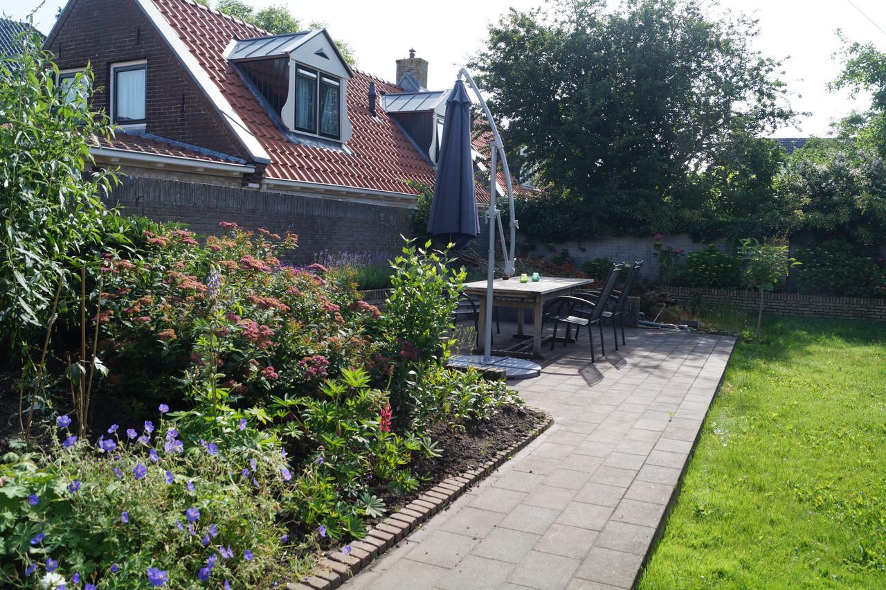 Mid83 Bed & Breakfast Woudsend Екстериор снимка
